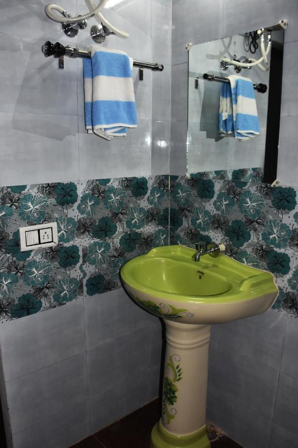 Corbett Bhavesh Home Stay Jhirna Exterior foto
