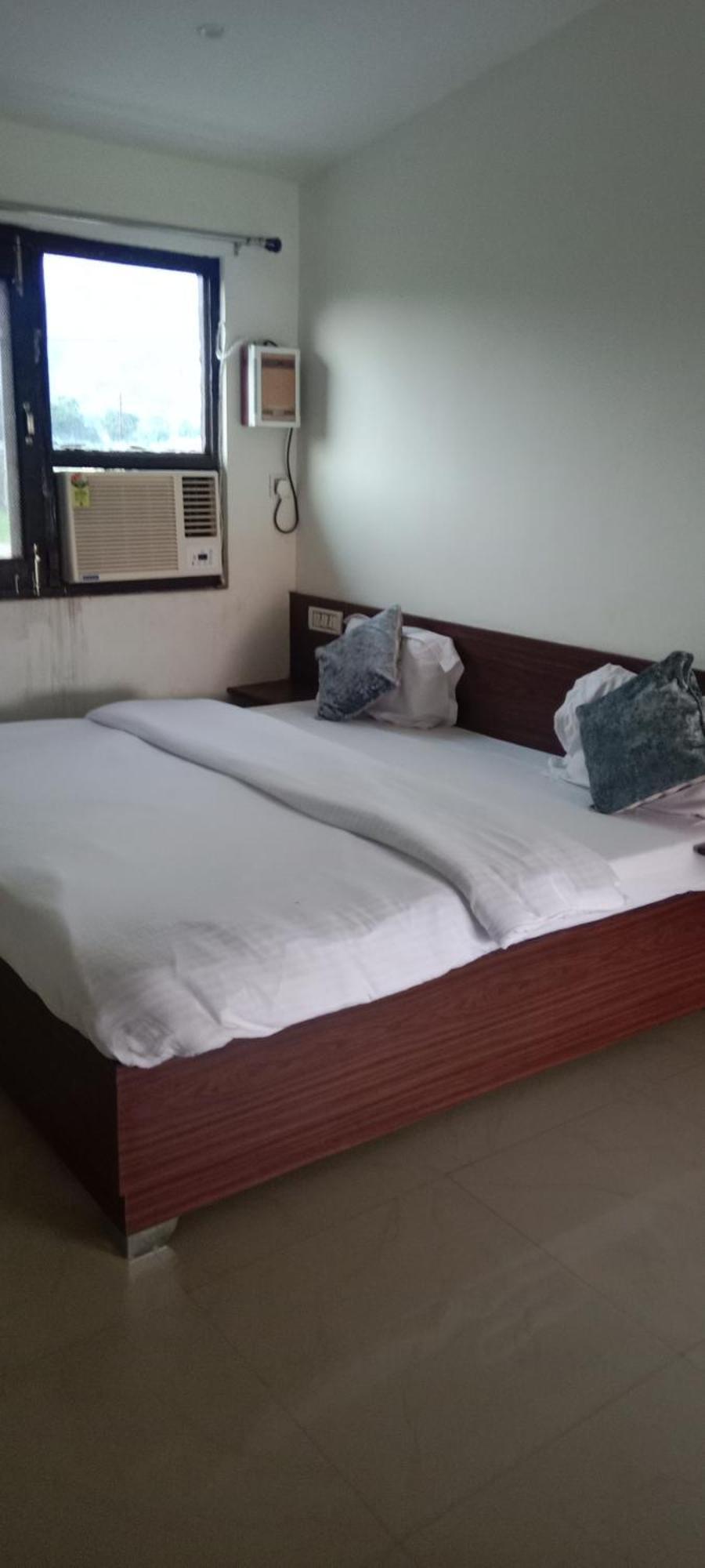 Corbett Bhavesh Home Stay Jhirna Cameră foto